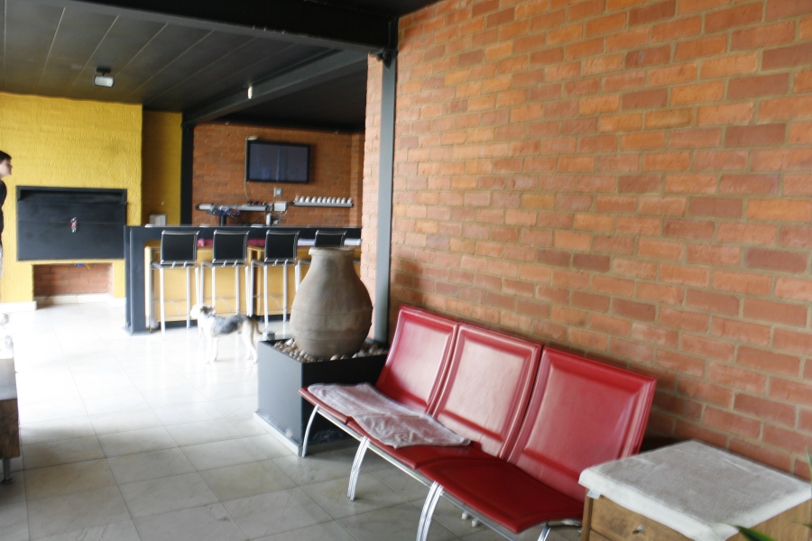 3 Bedroom Property for Sale in Kosmos North West